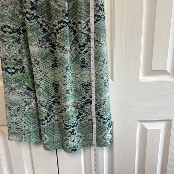 CAbi reversible midi skirt. Style # 764 Small - Picture 4 of 8